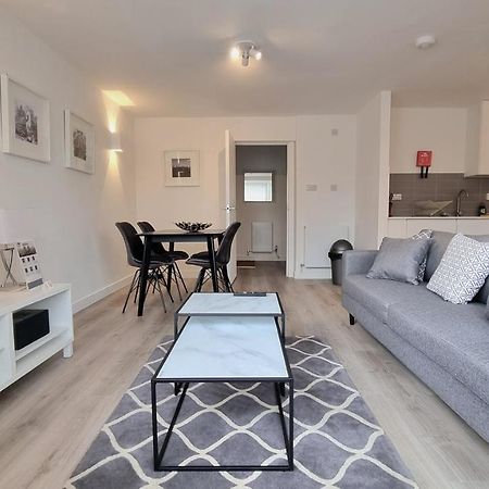 Roomspace Serviced Apartments - Kew Bridge Court Лондон Экстерьер фото
